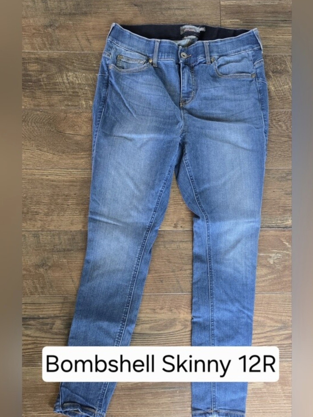 torrid Bombshell Skinny Jeans in Medium Blue Wash, Size 12R